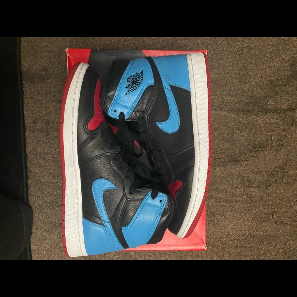 Jordan 1 Retro UNC to Chicago